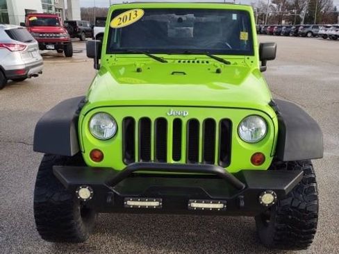 Used 2013 Jeep Wrangler Sport image 9