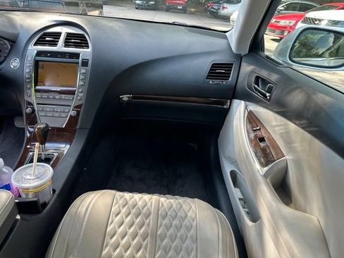 Used 2010 Lexus ES 350 FWD image 15