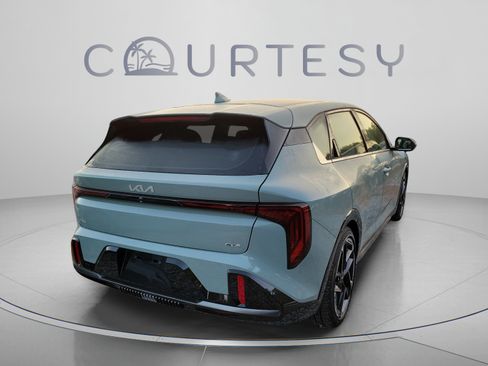 New 2026 Kia K4 GT-Line FWD image 3