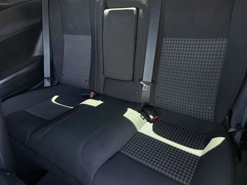 Used 2021 Dodge Challenger R/T Scat Pack RWD image 10