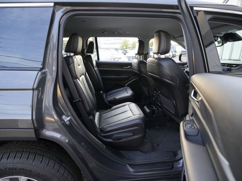 Used 2021 Jeep Grand Cherokee L Limited image 39