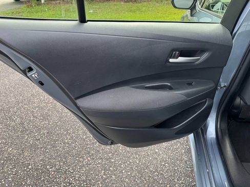 Used 2020 Toyota Corolla LE FWD image 41