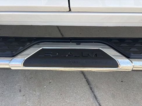 Used 2021 RAM 2500 Big Horn image 34