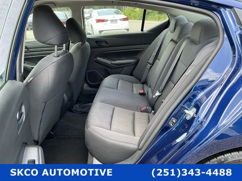 Used 2024 Nissan Altima 2.5 S FWD image 14