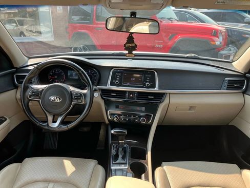 Used 2016 Kia Optima EX image 10
