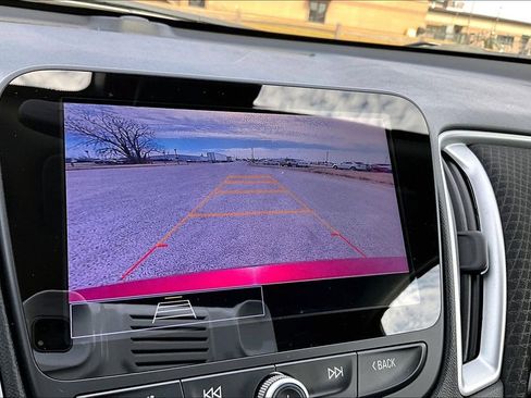 Used 2024 Chevrolet Malibu LT image 19