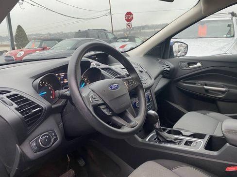 Used 2017 Ford Escape SE AWD/4WD image 10
