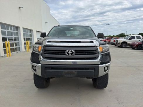 Used 2015 Toyota Tundra SR5 w/ SR5 Upgrade Package AWD/4WD image 8