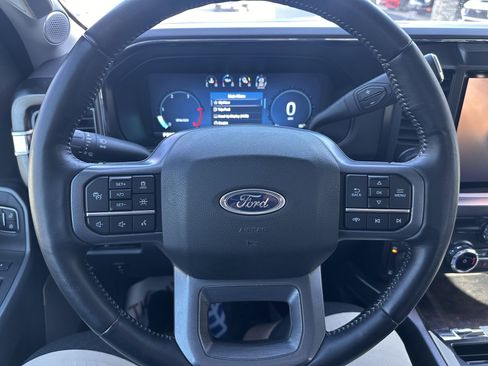 Used 2023 Ford F250 Lariat w/ Lariat Ultimate Package image 21