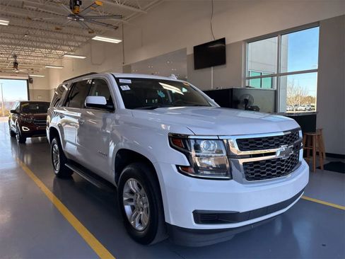 Used 2019 Chevrolet Tahoe LT image 2