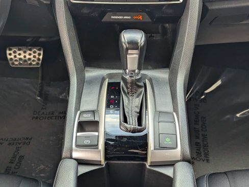 Used 2020 Honda Civic Sport image 18