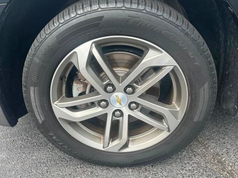 Used 2017 Chevrolet Equinox Premier w/ Enhanced Convenience Package AWD/4WD image 31
