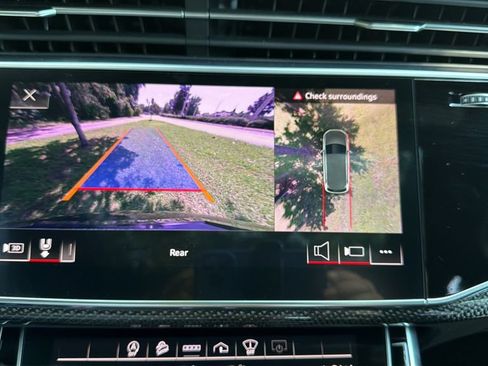 Used 2021 Audi SQ7 Prestige w/ Prestige Package AWD/4WD image 15