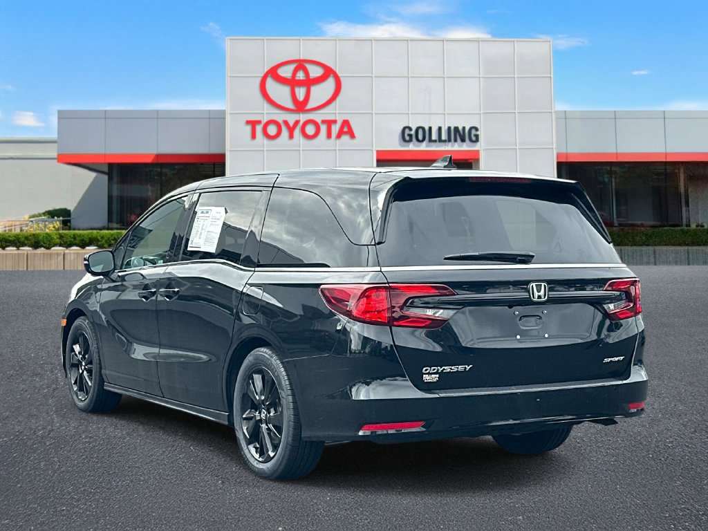 Used 2023 Honda Odyssey Sport image 4