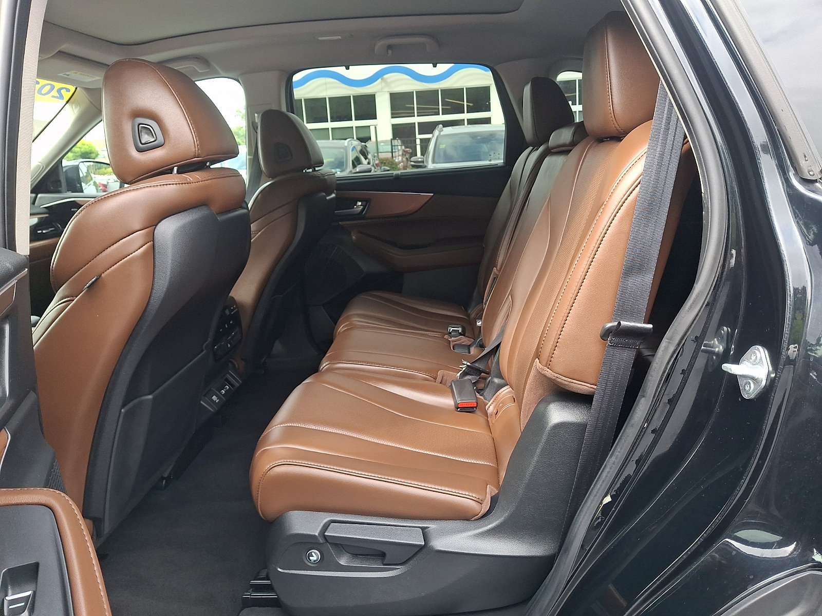 Used 2024 Acura MDX w/ Technology Package AWD/4WD image 10