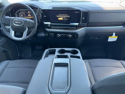New 2026 GMC Sierra 2500 SLE w/ SLE Value Package; AWD/4WD image 8