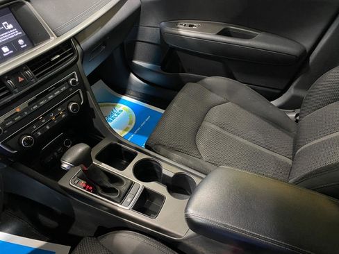 Used 2020 Kia Optima LX FWD image 12