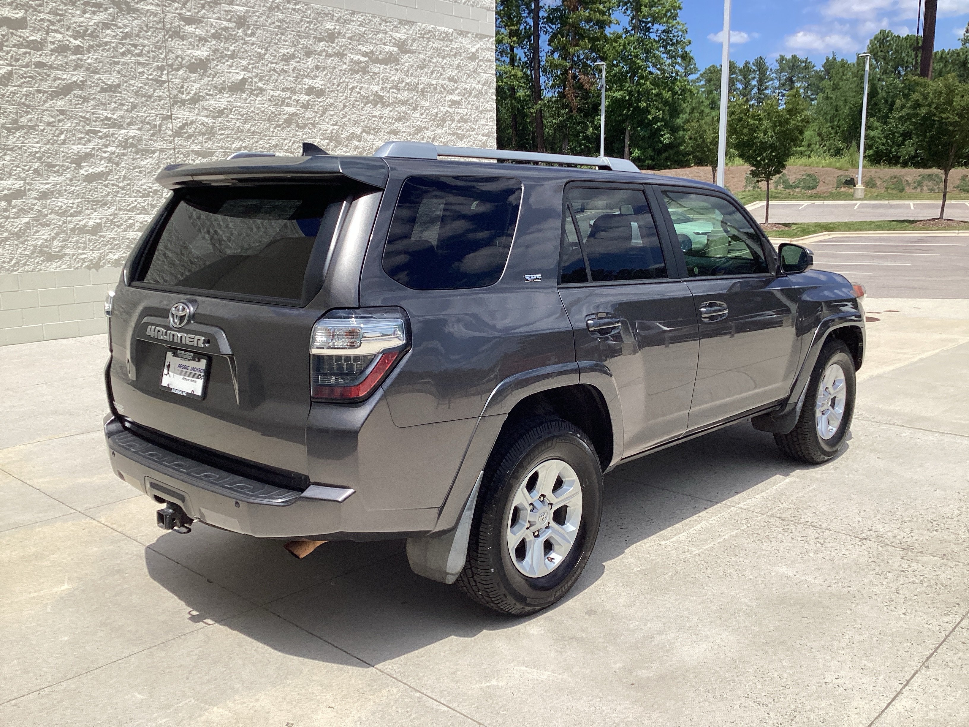 Used 2016 Toyota 4Runner SR5 RWD image 10