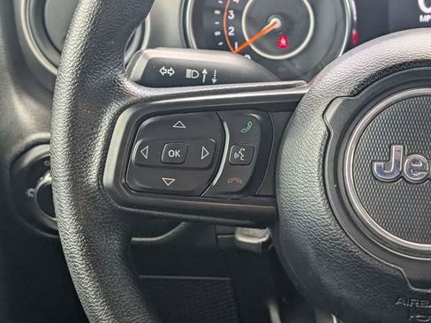 Used 2021 Jeep Wrangler Unlimited Sport AWD/4WD image 17