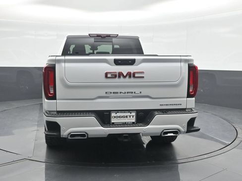 Used 2025 GMC Sierra 1500 Denali AWD/4WD image 17