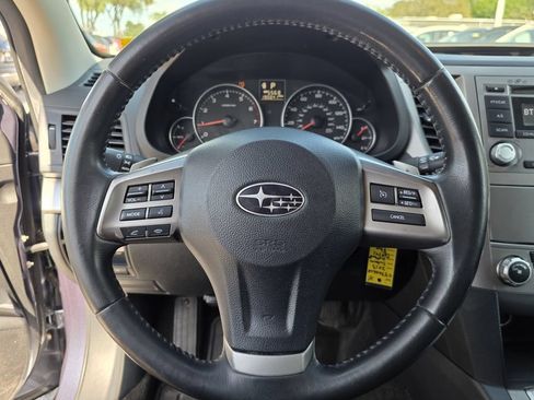 Used 2013 Subaru Outback 2.5i Premium w/ Popular Pkg 3 AWD/4WD image 22