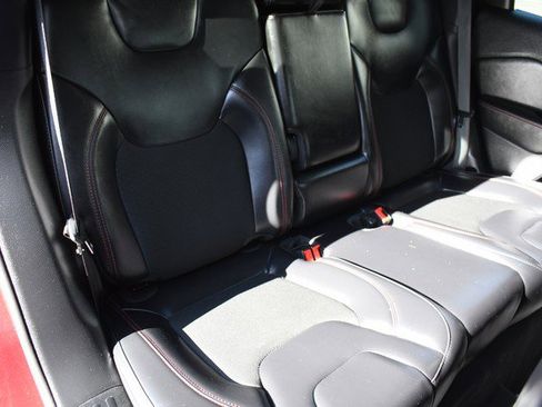 Used 2021 Jeep Cherokee Trailhawk w/ Comfort/Convenience Group image 28