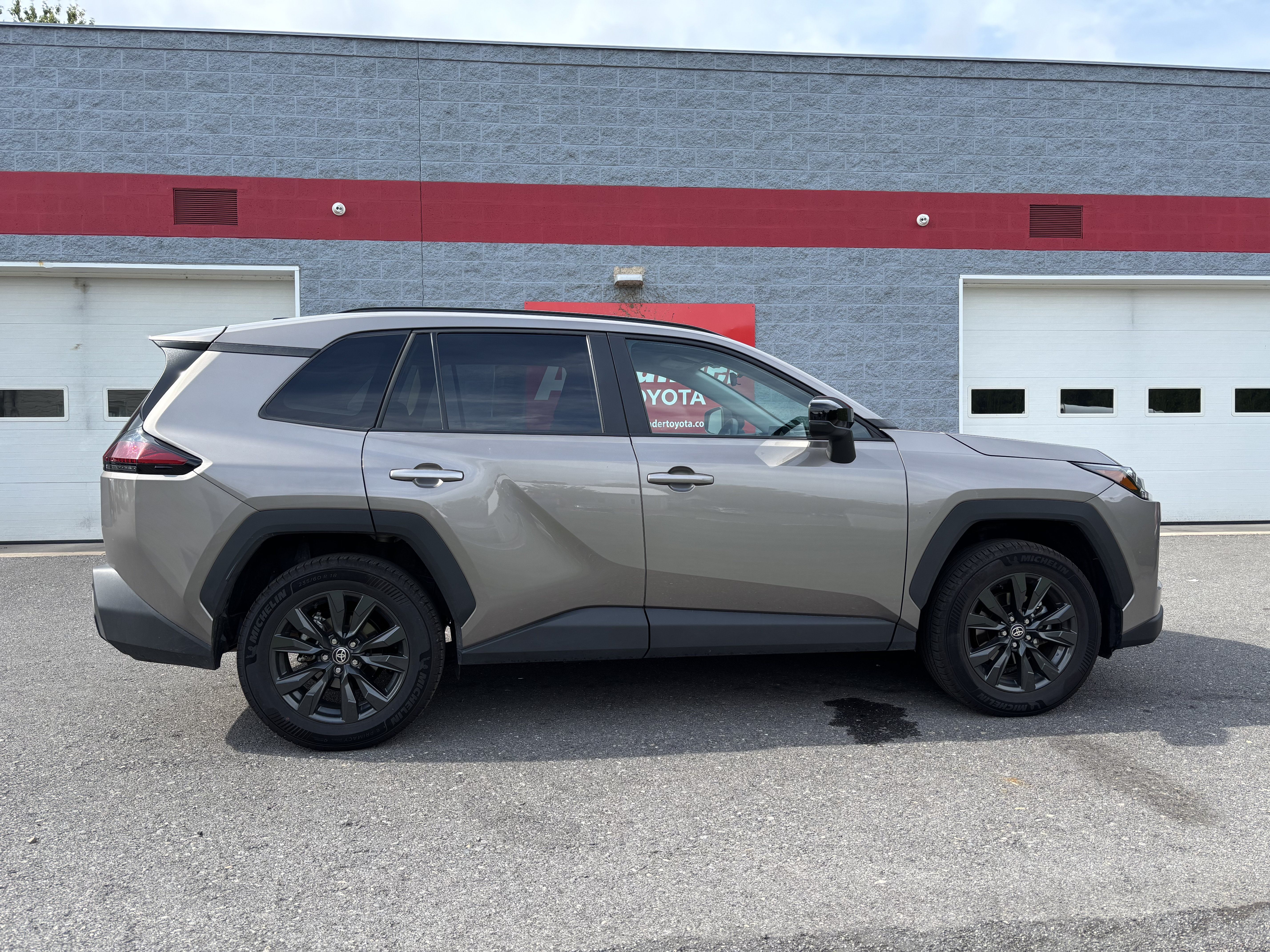 Used 2026 Toyota RAV4 XLE Premium AWD/4WD image 2