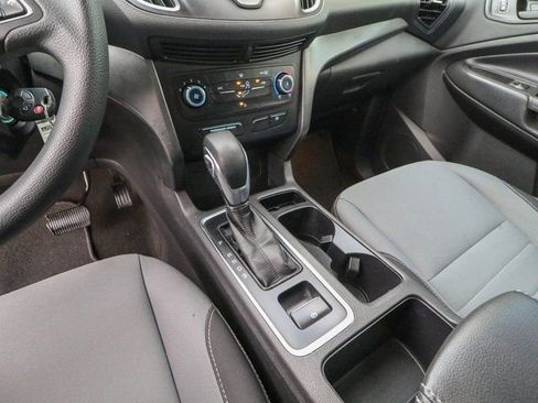 Used 2019 Ford Escape S image 20