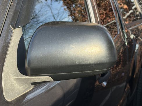 Used 2012 Toyota Tacoma w/ SR5 Package image 7