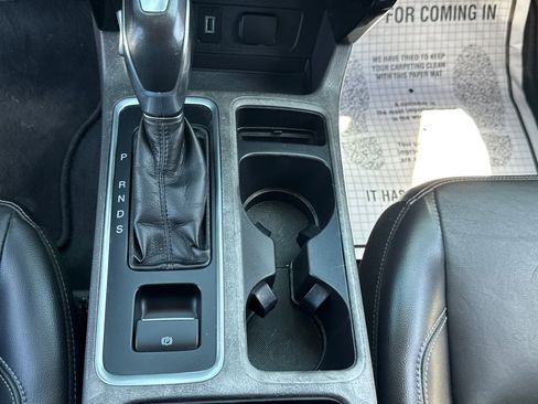 Used 2019 Ford Escape Titanium FWD image 14