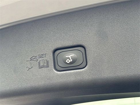 New 2026 Lincoln Nautilus Reserve w/ Jet Appearance Package image 13