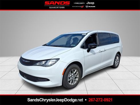 New 2026 Chrysler Voyager LX image 1