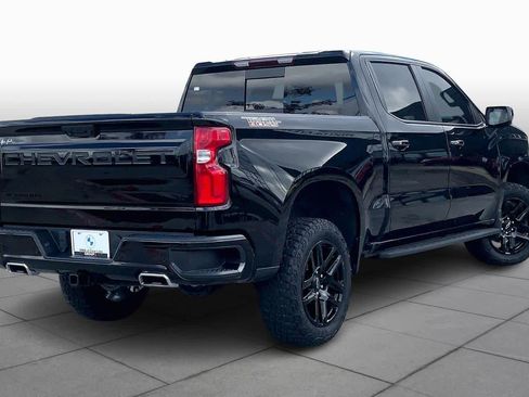 Used 2023 Chevrolet Silverado 1500 LT Trail Boss w/ LT Trail Boss Premium Package image 12