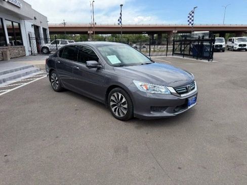 Used 2015 Honda Accord Touring image 22