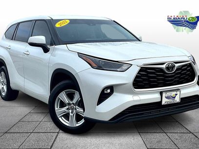 Used 2022 Toyota Highlander LE