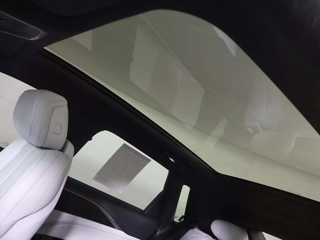 Used 2024 Cadillac Lyriq Sport RWD image 21