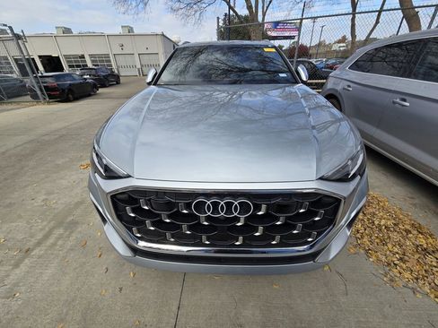 Used 2024 Audi SQ8 Prestige image 3