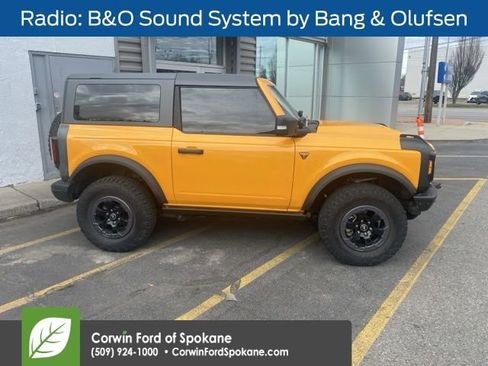 Used 2022 Ford Bronco Badlands image 2