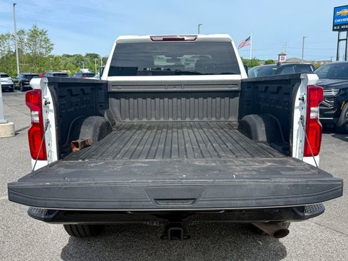 Certified 2021 Chevrolet Silverado 2500 Custom w/ Custom Value Package AWD/4WD image 15