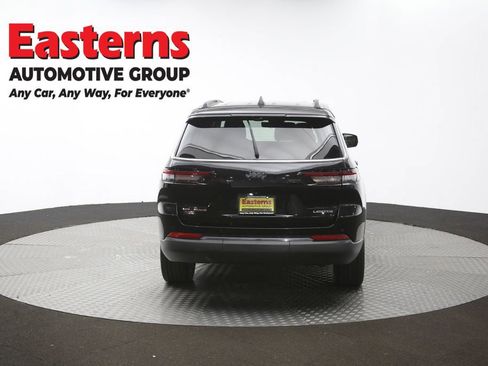 Used 2023 Jeep Grand Cherokee L Limited w/ Luxury Tech Group II AWD/4WD image 42