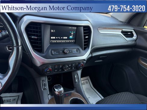 Used 2019 GMC Acadia SLE FWD image 21