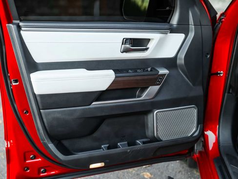 Used 2024 Toyota Sequoia Capstone image 23