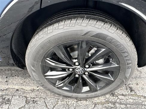 Certified 2024 Buick Envista Sport Touring w/ Convenience I Package image 31