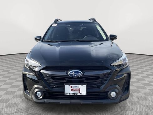 Used 2024 Subaru Outback Premium AWD/4WD image 14