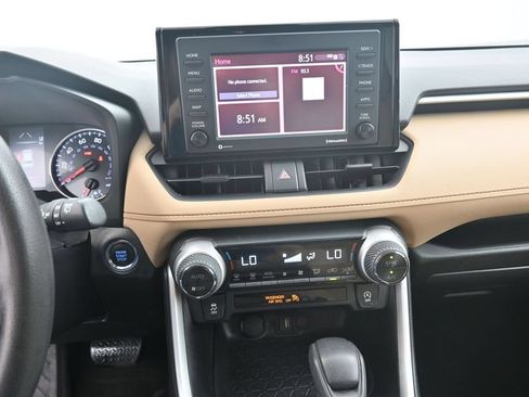 Used 2021 Toyota RAV4 XLE FWD image 13