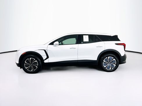 Used 2024 Chevrolet Blazer EV LT AWD/4WD image 4