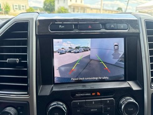 Used 2020 Ford F150 Lariat AWD/4WD image 24