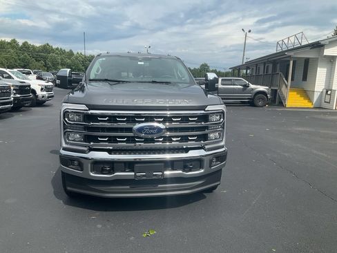 New 2026 Ford F250 Lariat w/ Chrome Package AWD/4WD image 2