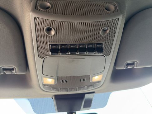 Used 2022 Ford F250 XLT w/ XLT Premium Package AWD/4WD image 34