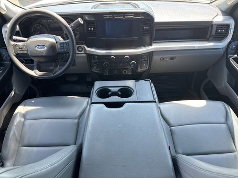 Used 2023 Ford F250 XL w/ XL Chrome Package image 24